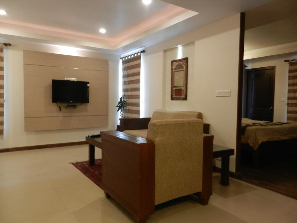 העיר בנגלור Brunton Heights Executive Suites מראה חיצוני תמונה